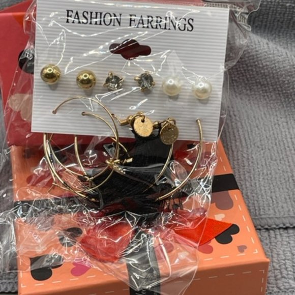 New 12 Pairs earrings plus FREE SUNGLASSES - Picture 4 of 5